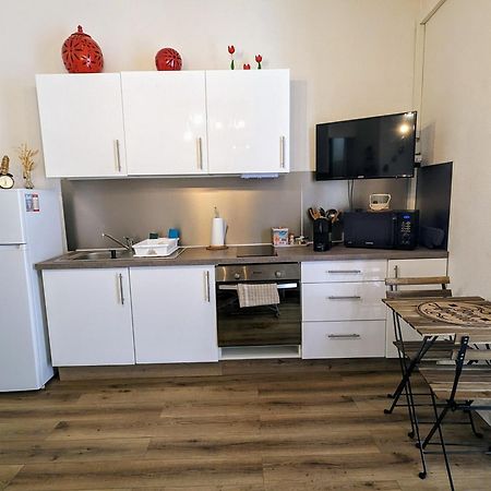 Appartement Cosy Proche Du Port Nice Exterior foto